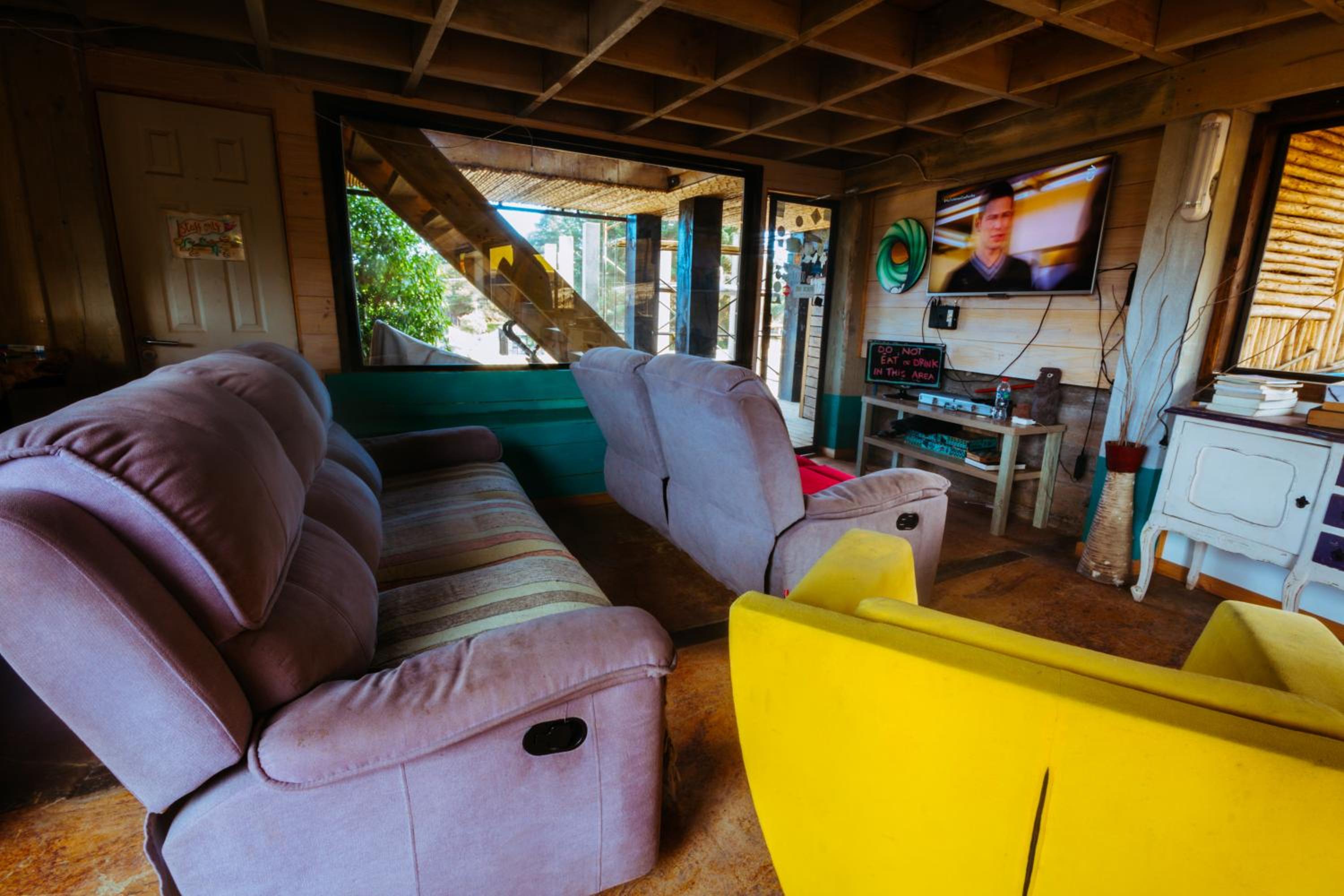 Sirena Insolente Hostel & Suites