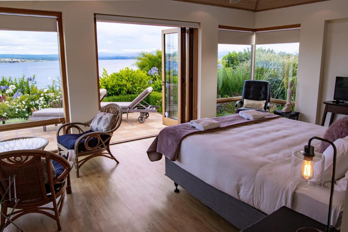 Lake Vista Lodge view 2