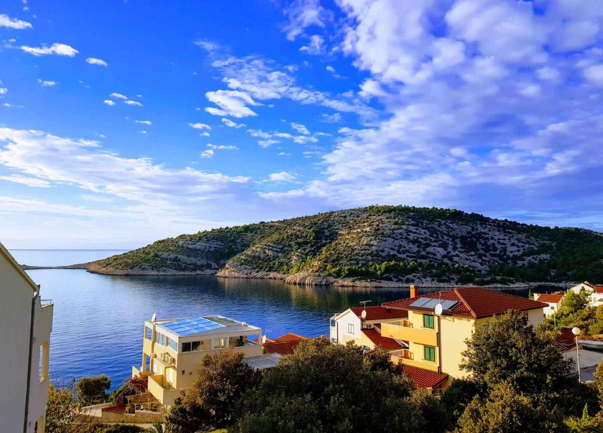 Holiday home in Rogoznica 39566