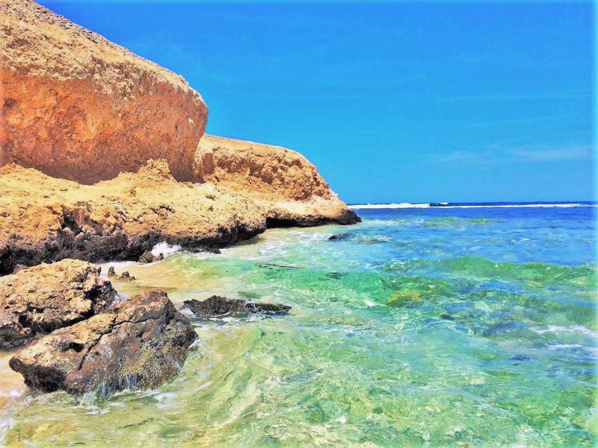 Rohanou Beach Resort
