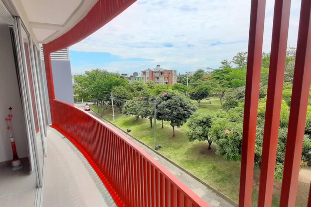 Apto completo en Edif. Merlot-Cerca al WT.Center view 3