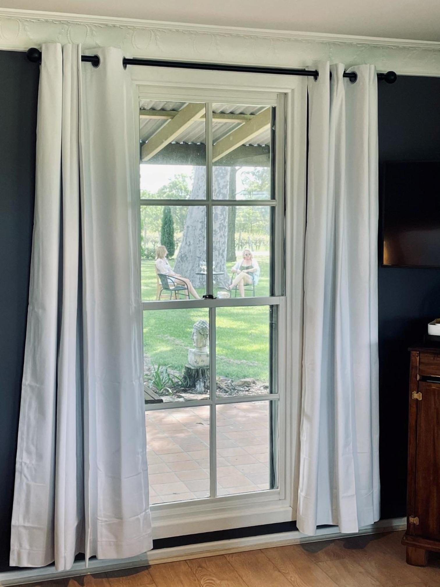 Blueberry Hill Vineyard Stay