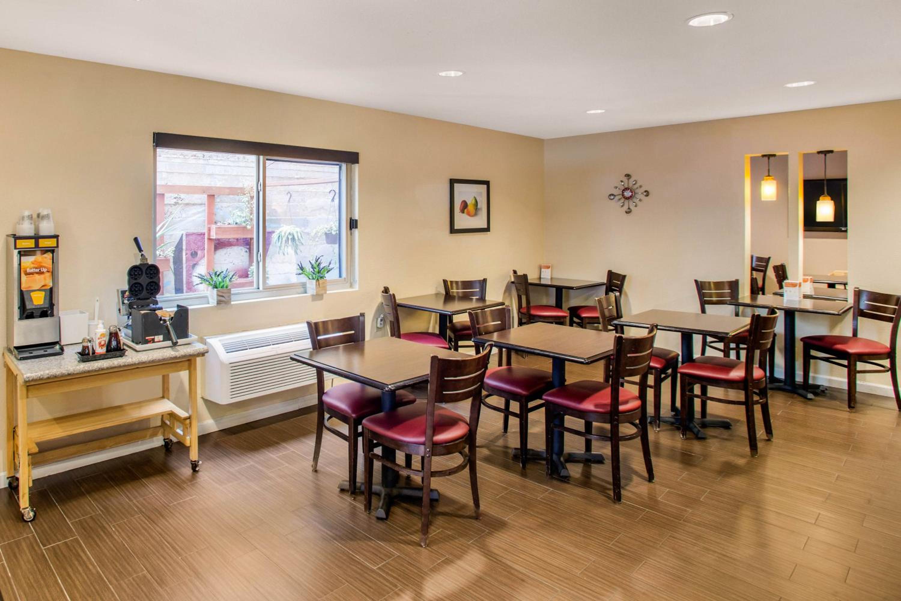 Comfort Inn Gaslamp Convention Center 12