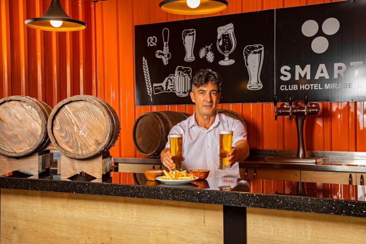 bar