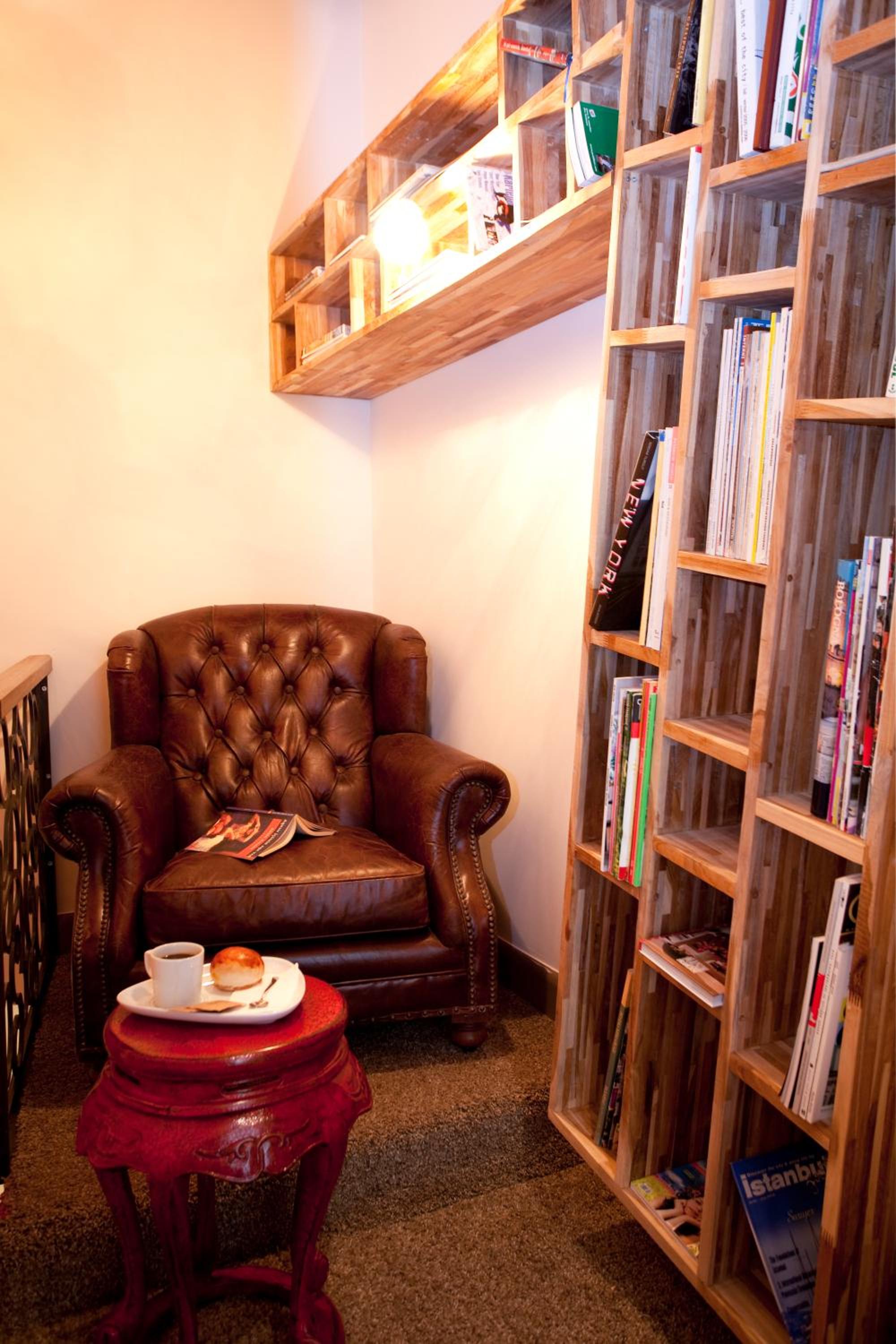 Hypnos Design Hotel - Image 39