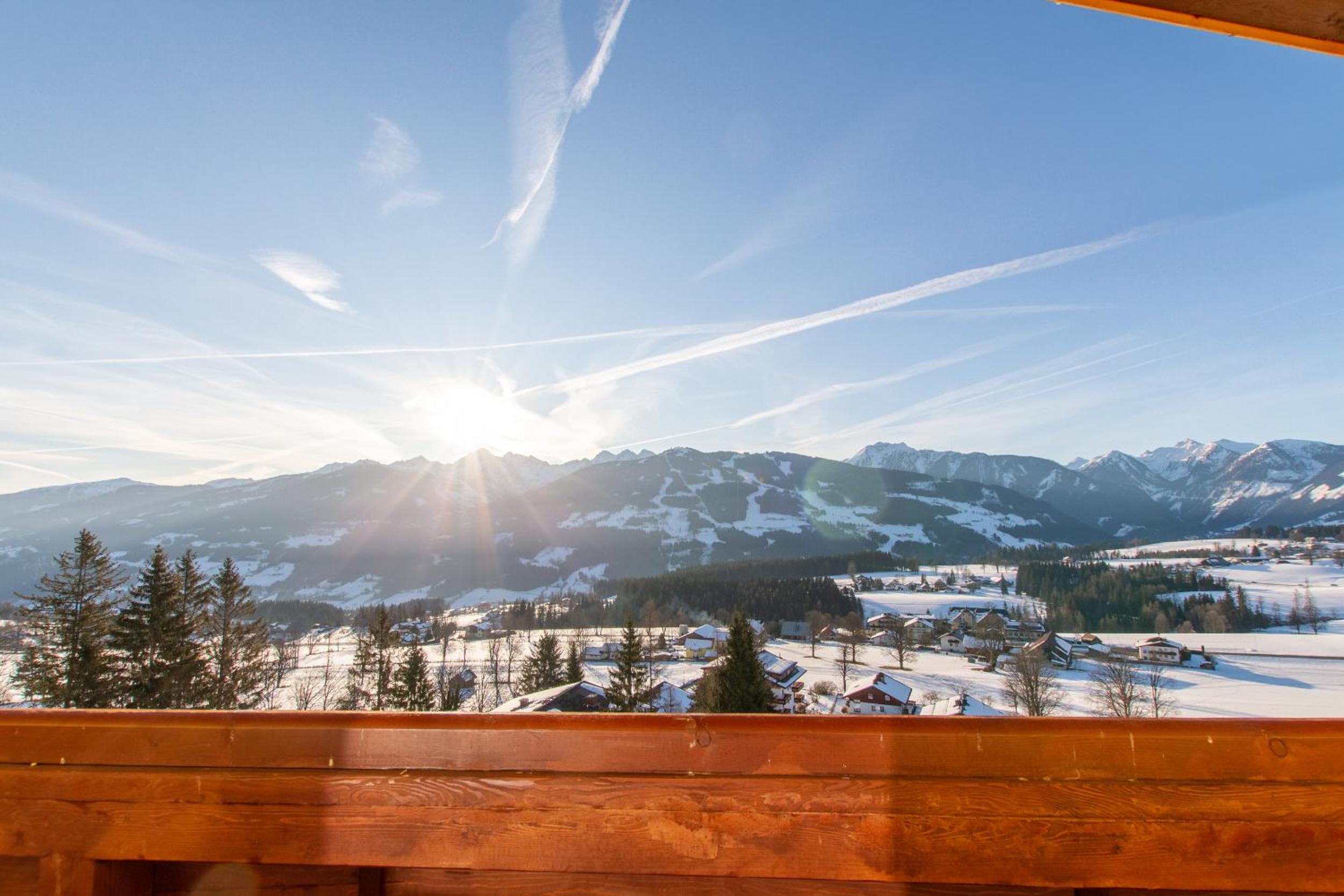 Mountain Hotel & Hostel