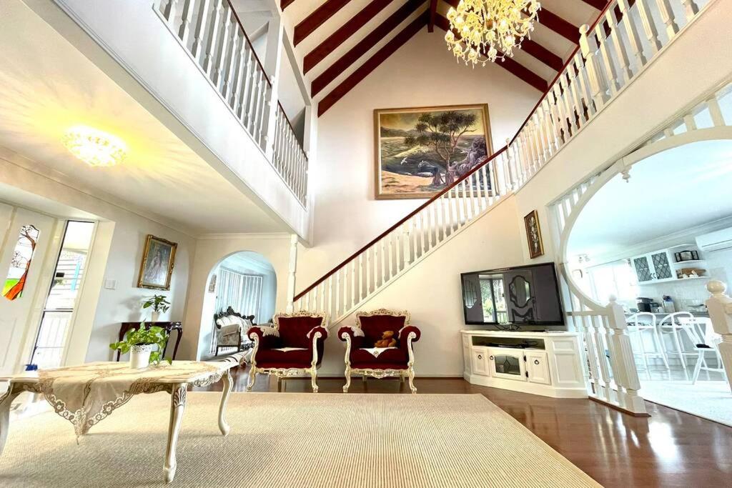 Mountain Living with Ocean views