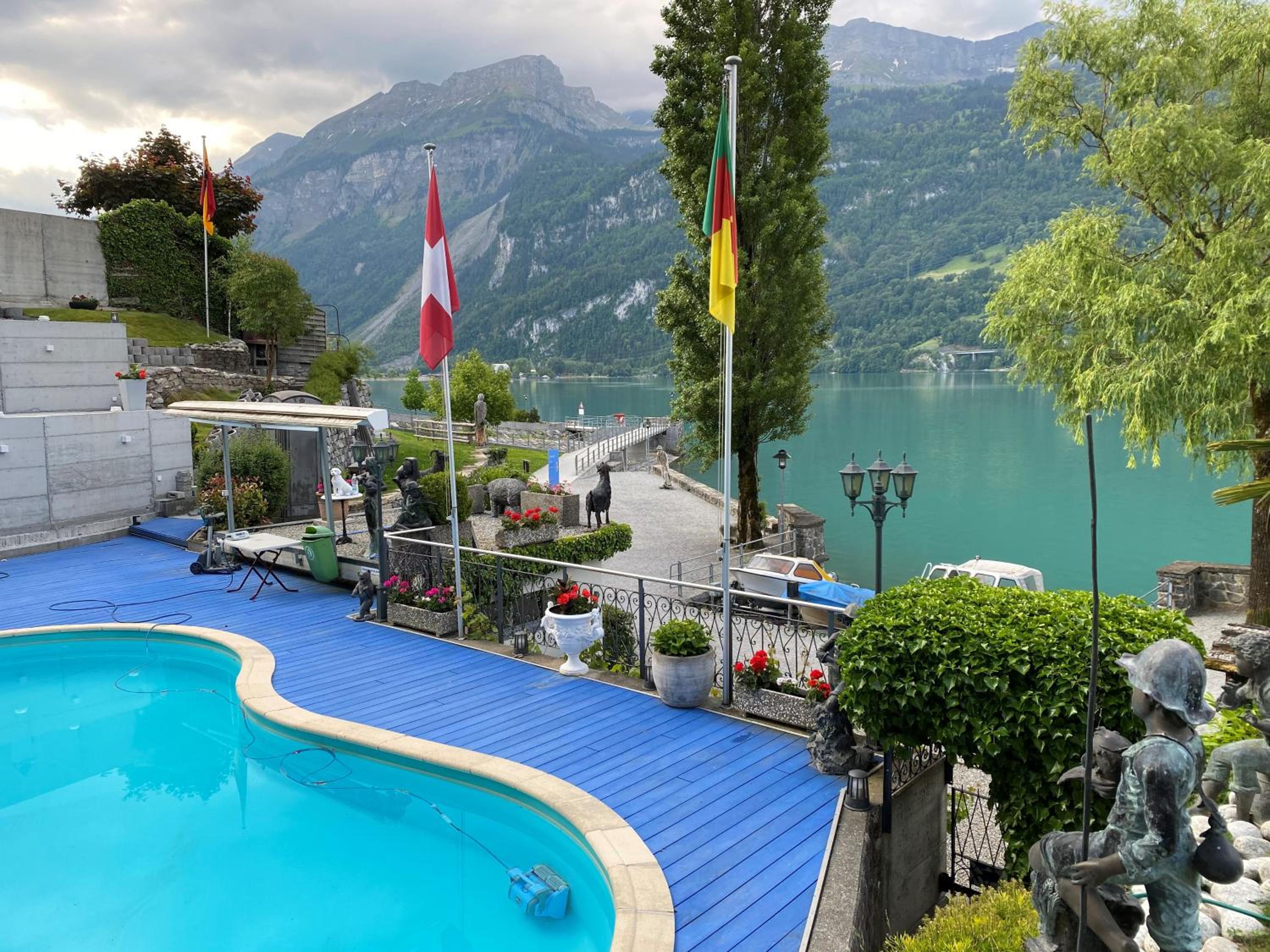 Brienzersee - Direct lake view view 4