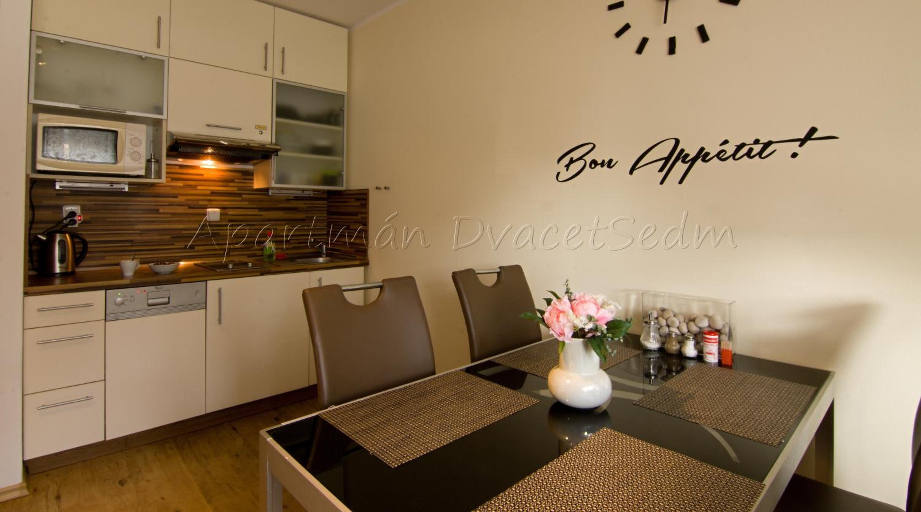 Apartman DvacetSedm