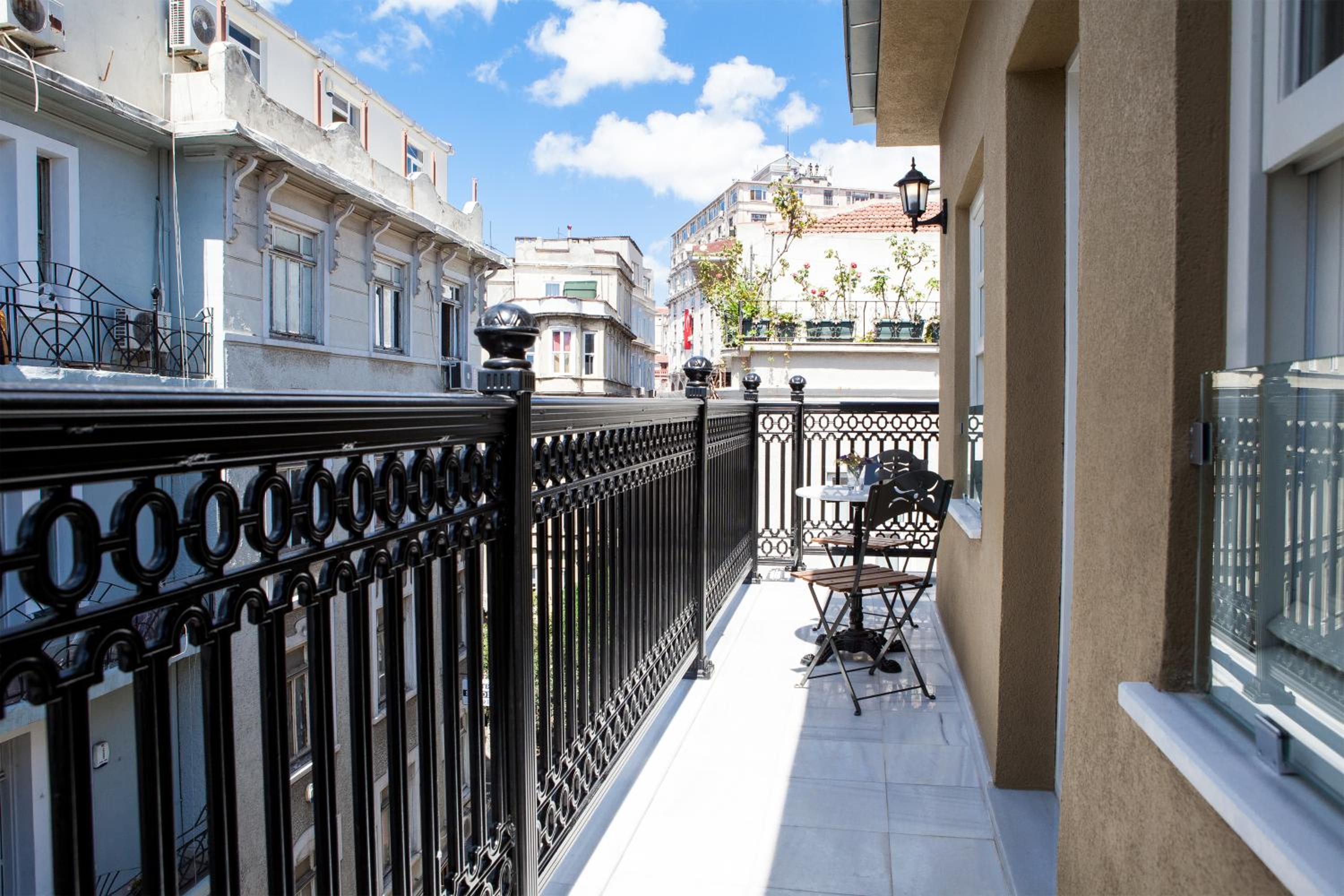 Meroddi Pera Daireleri - Image 30