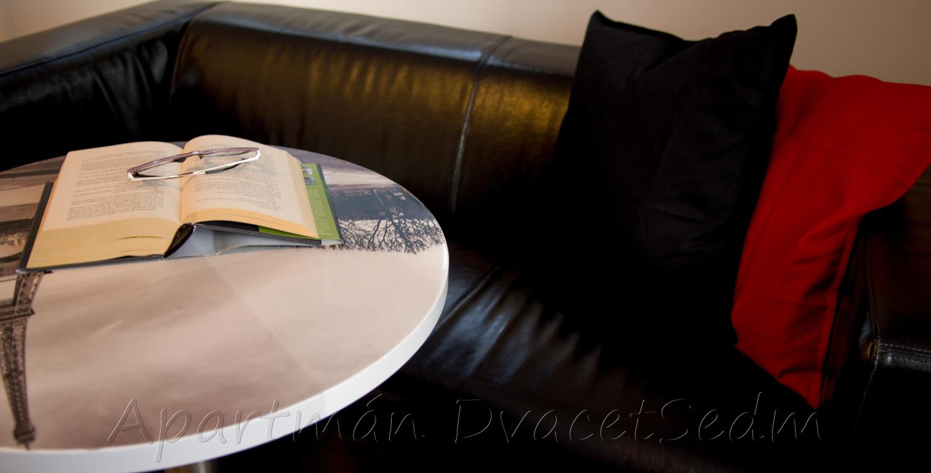 Apartman DvacetSedm