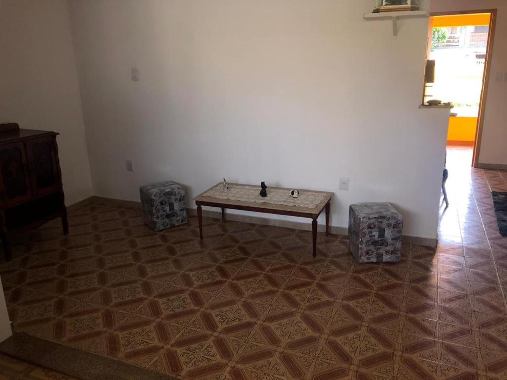 Casa espaçosa com Piscina próximo a Praia e lagoa