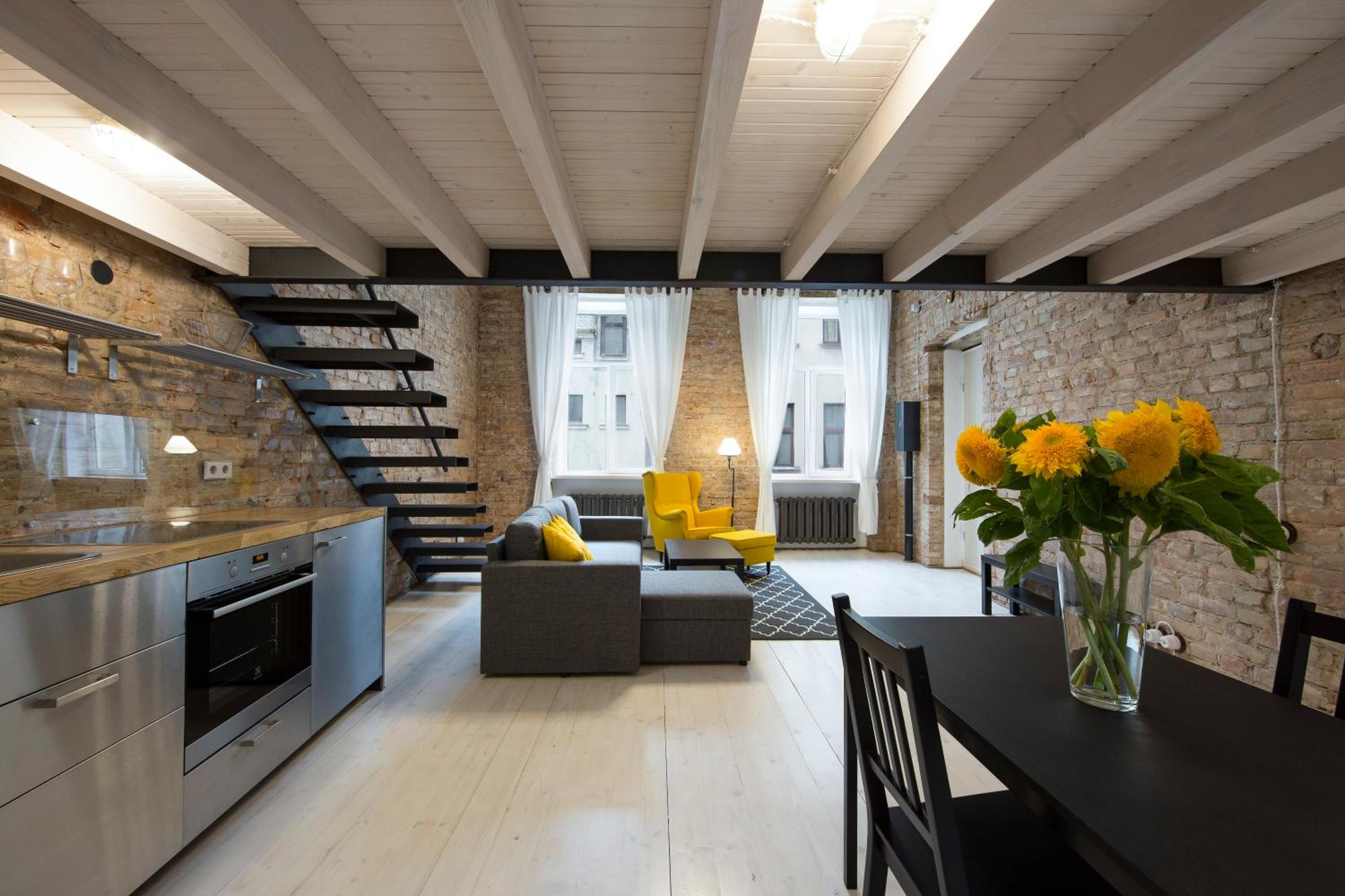 Stylish Studio Apartment in the Heart of Riga view 3
