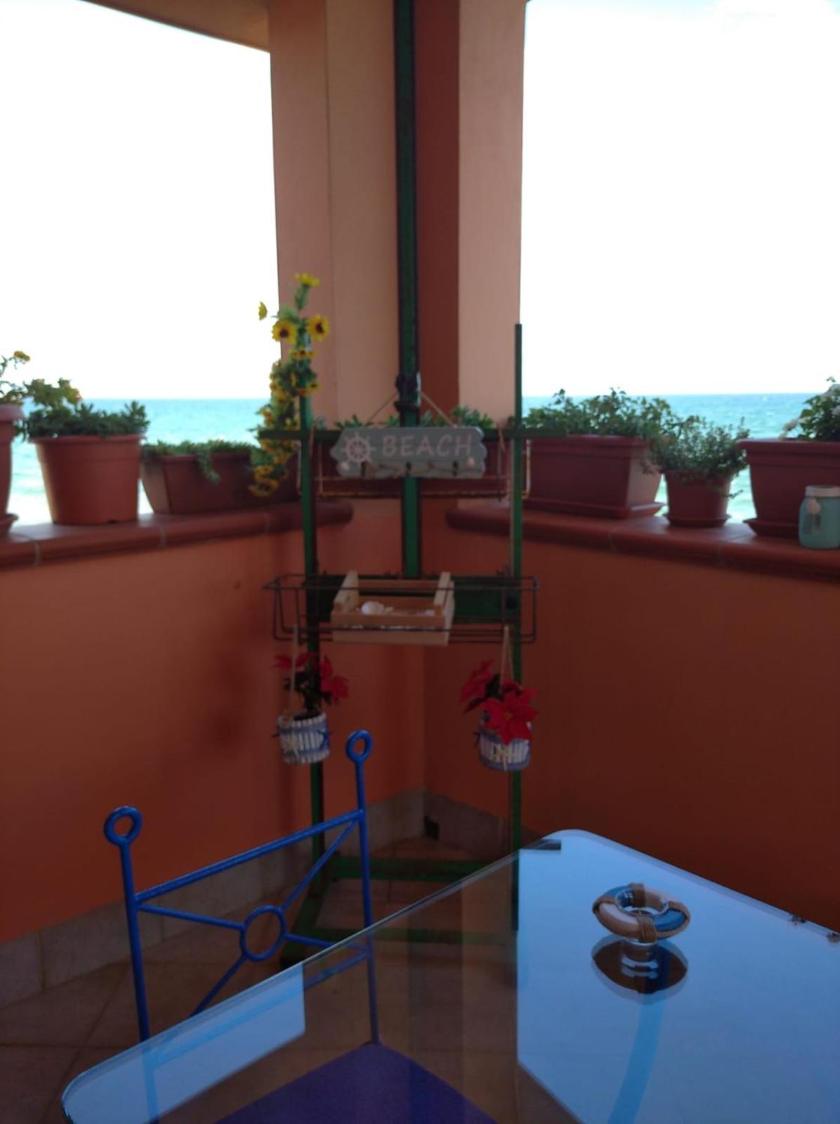 Casa Bon' Aria fronte mare sud Sardegna (P1899) view 3
