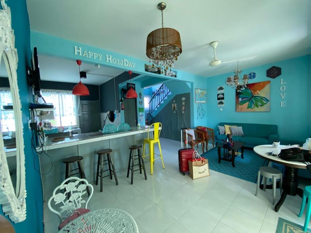 Suhana Private Stay Semporna - Cozy Home photo 1
