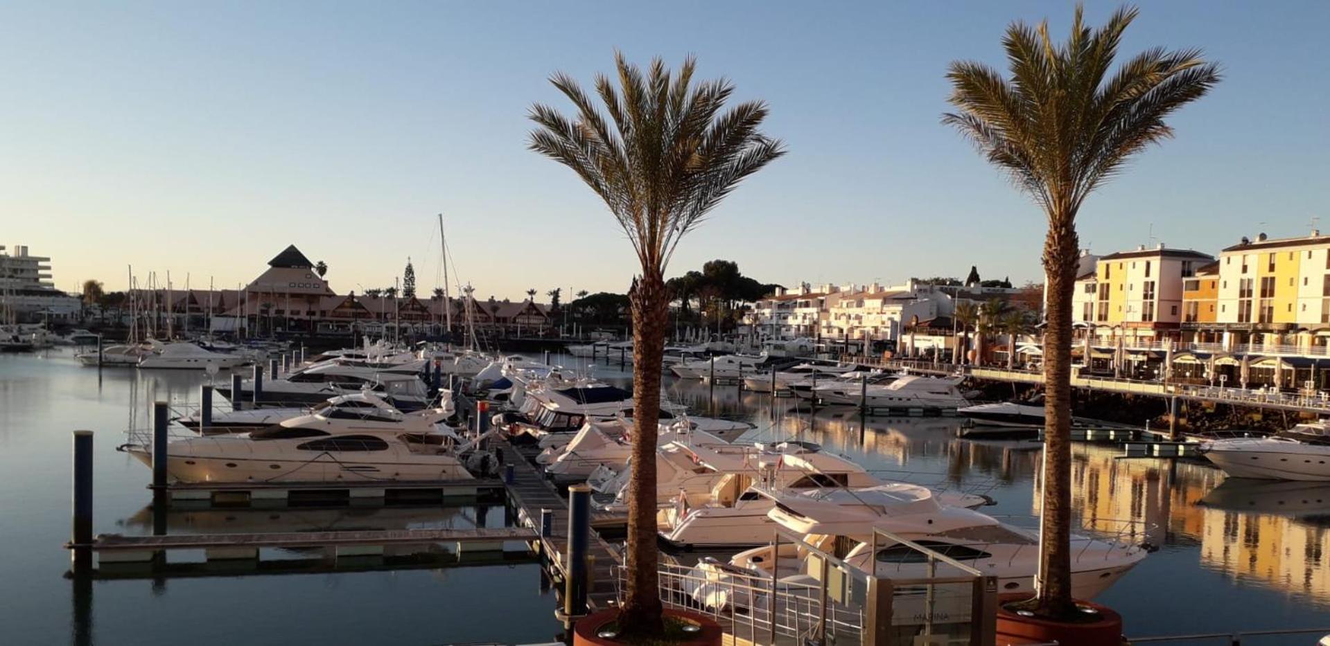Vilamoura Comfort Lounge Apartment for 4 view 5