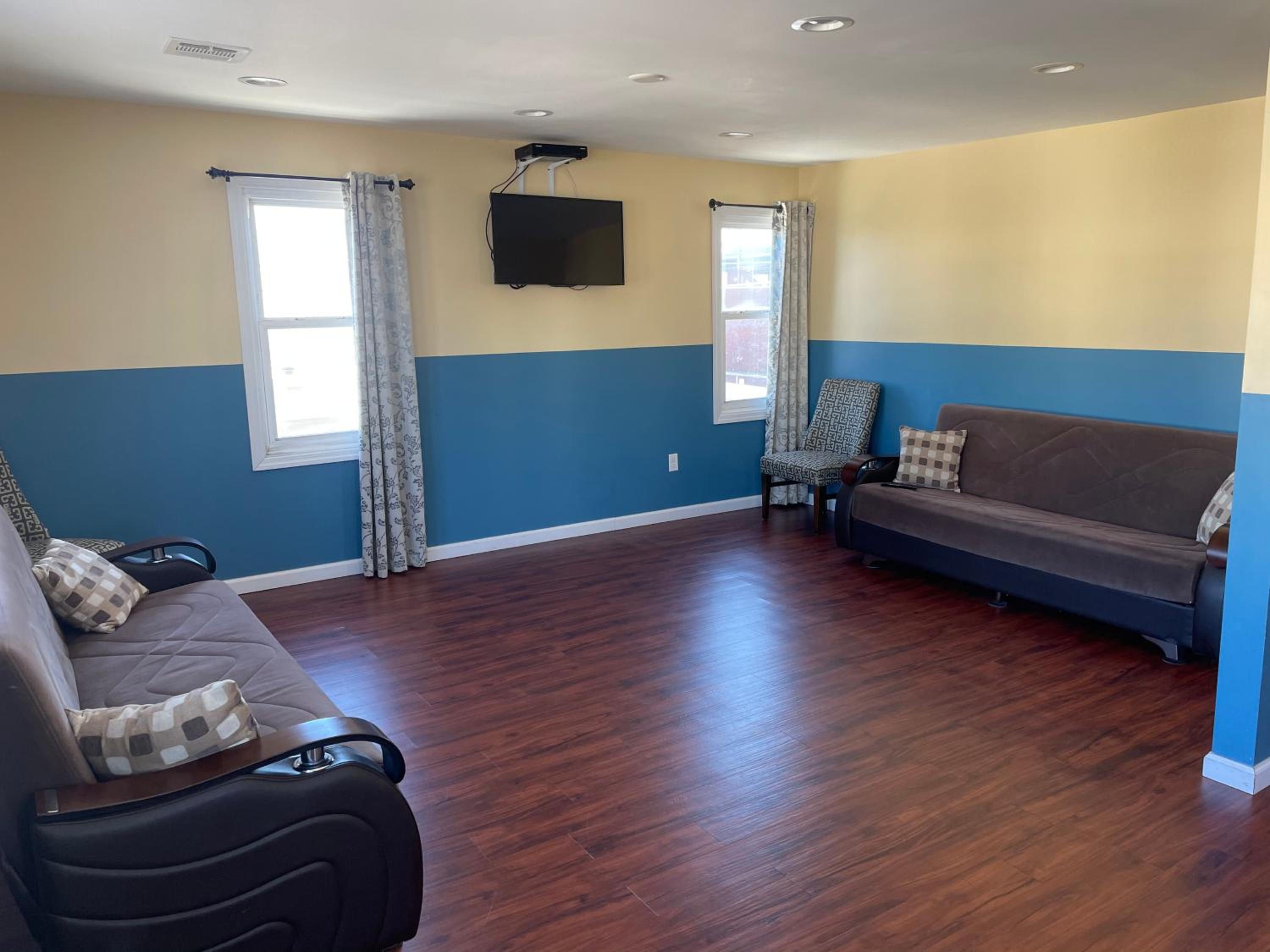 JD Apartment and House