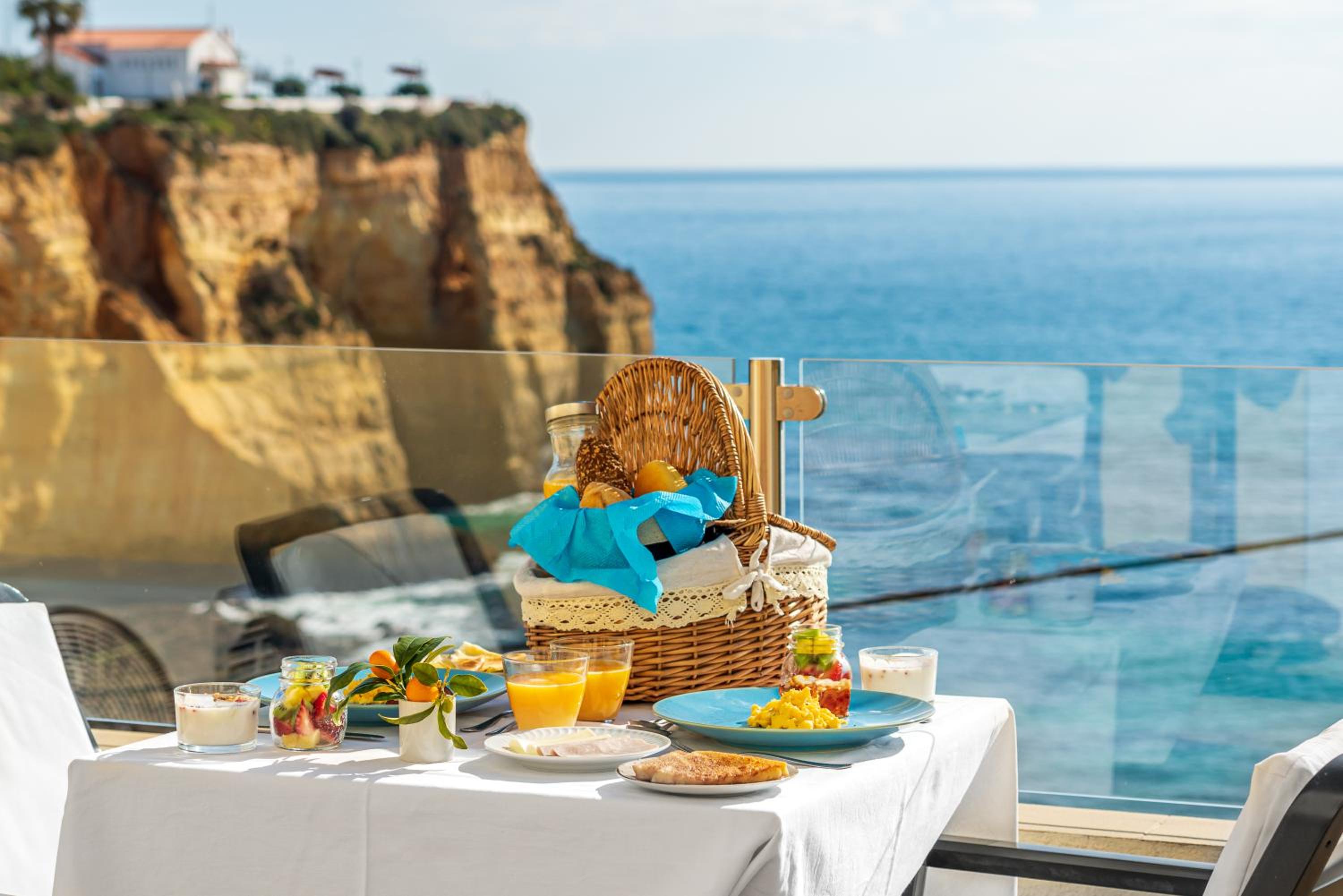 Carvoeiro Vacations - Castelo Guest House - Property Image 47