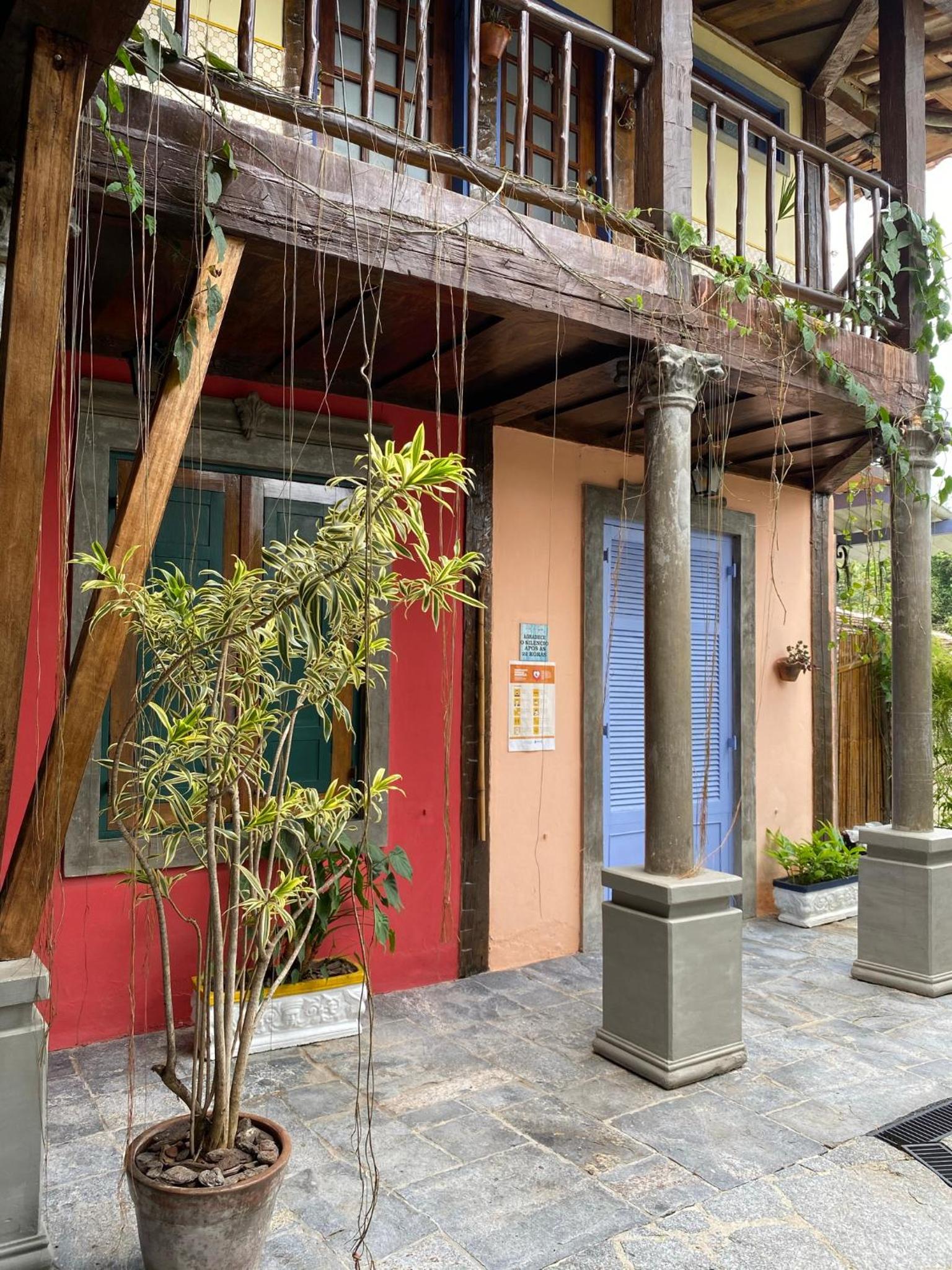 Hotel Vila Pequeá Ilhabela - Image 1