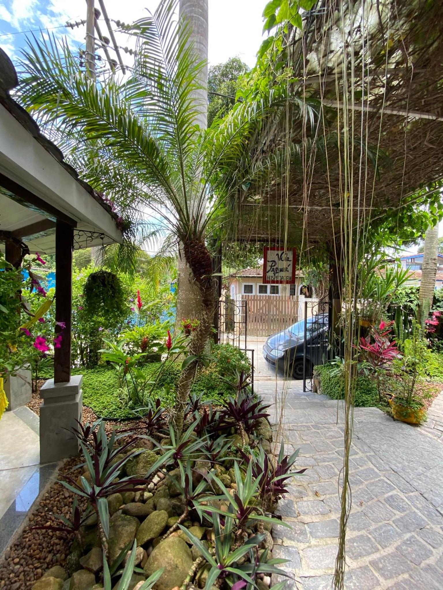 Vila Pequeá Ilhabela