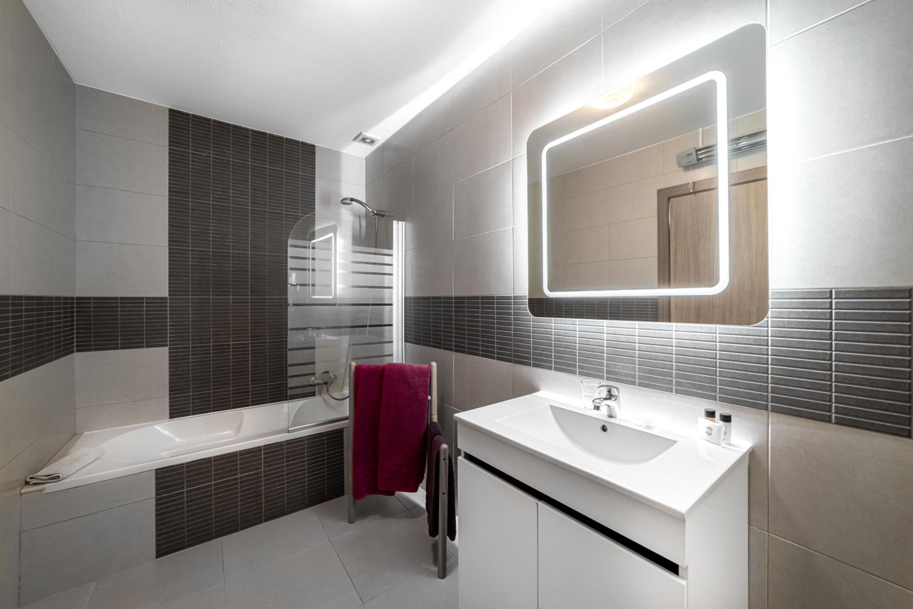 Carvoeiro Vacations - Castelo Guest House - Property Image 59