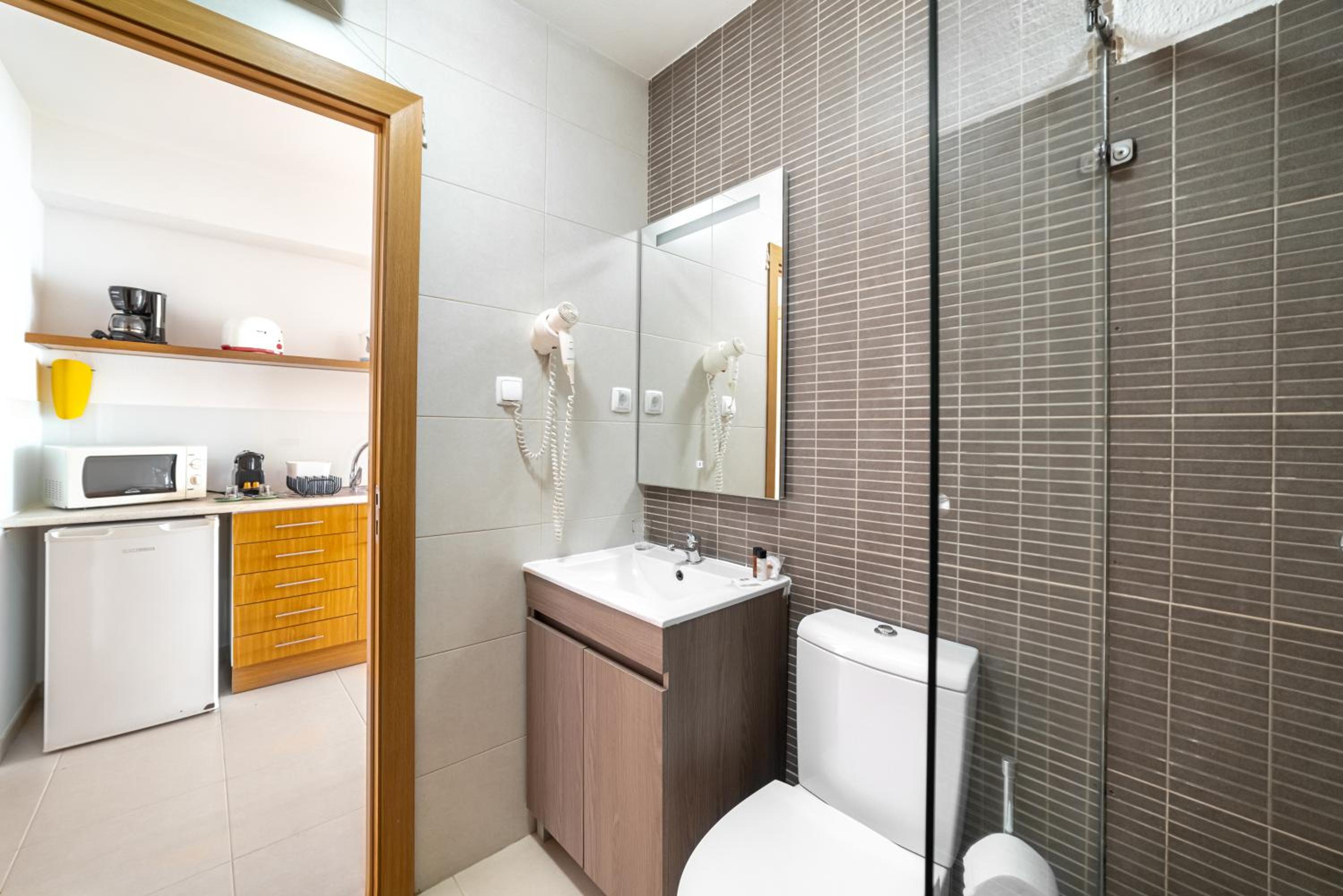 Carvoeiro Vacations - Castelo Guest House - Property Image 44