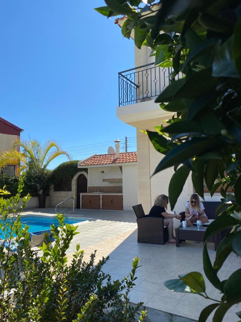 Hotel EPISKOPI VILLA, Luxury 4 Bedroom with Pool - Limassol - Image 1