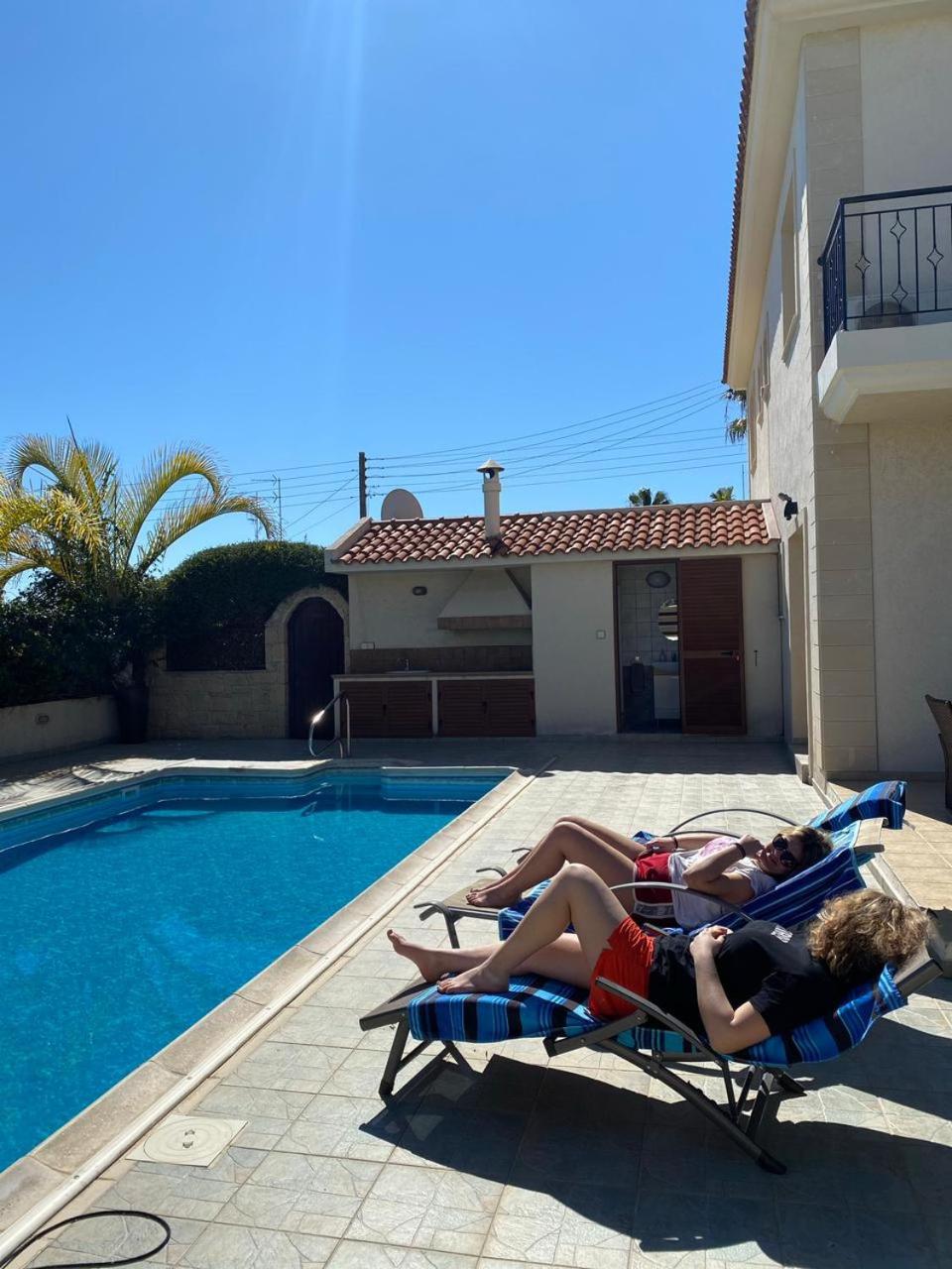 EPISKOPI VILLA, Luxury 4 Bedroom with Pool - Limassol view 4