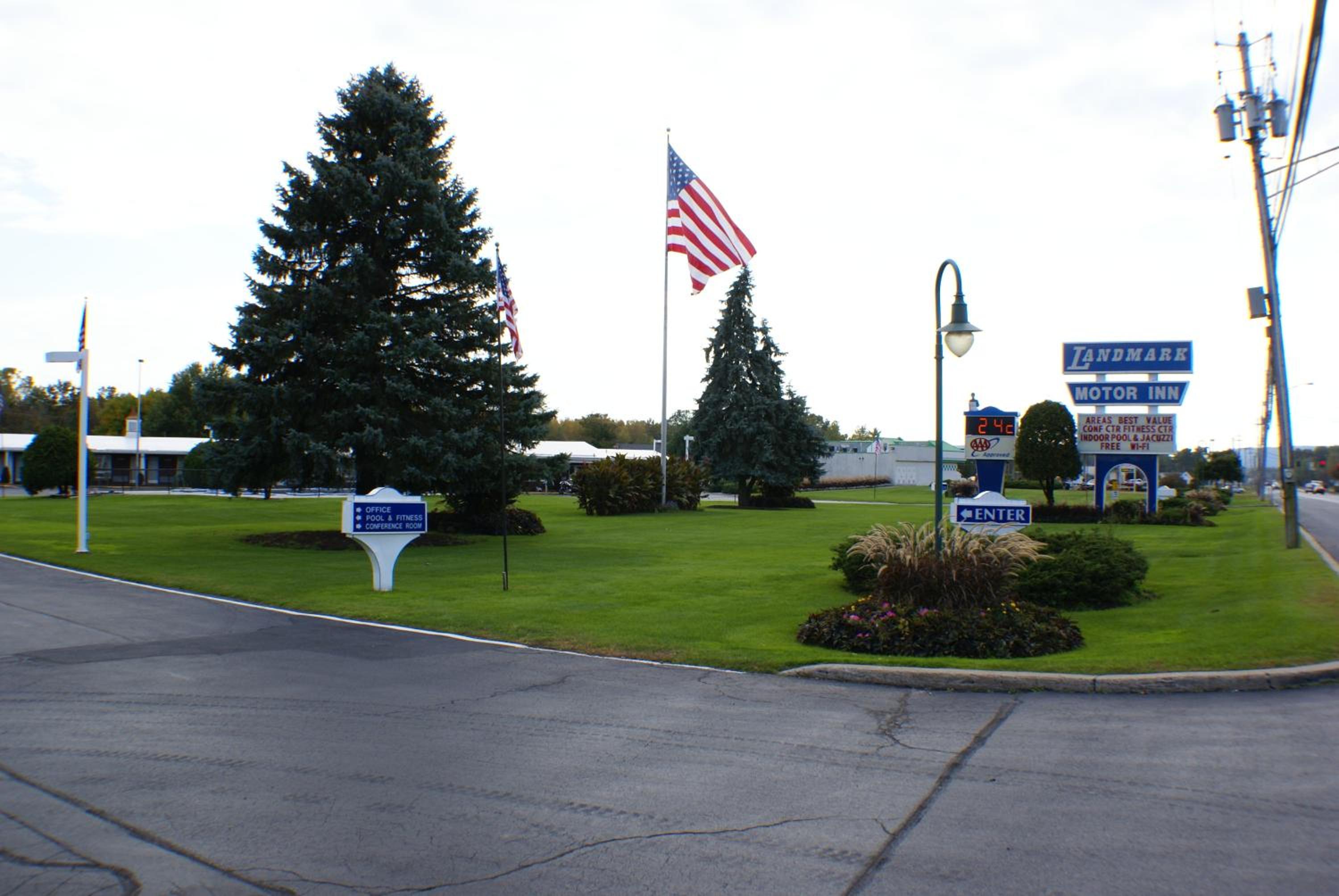 Landmark Motor Inn