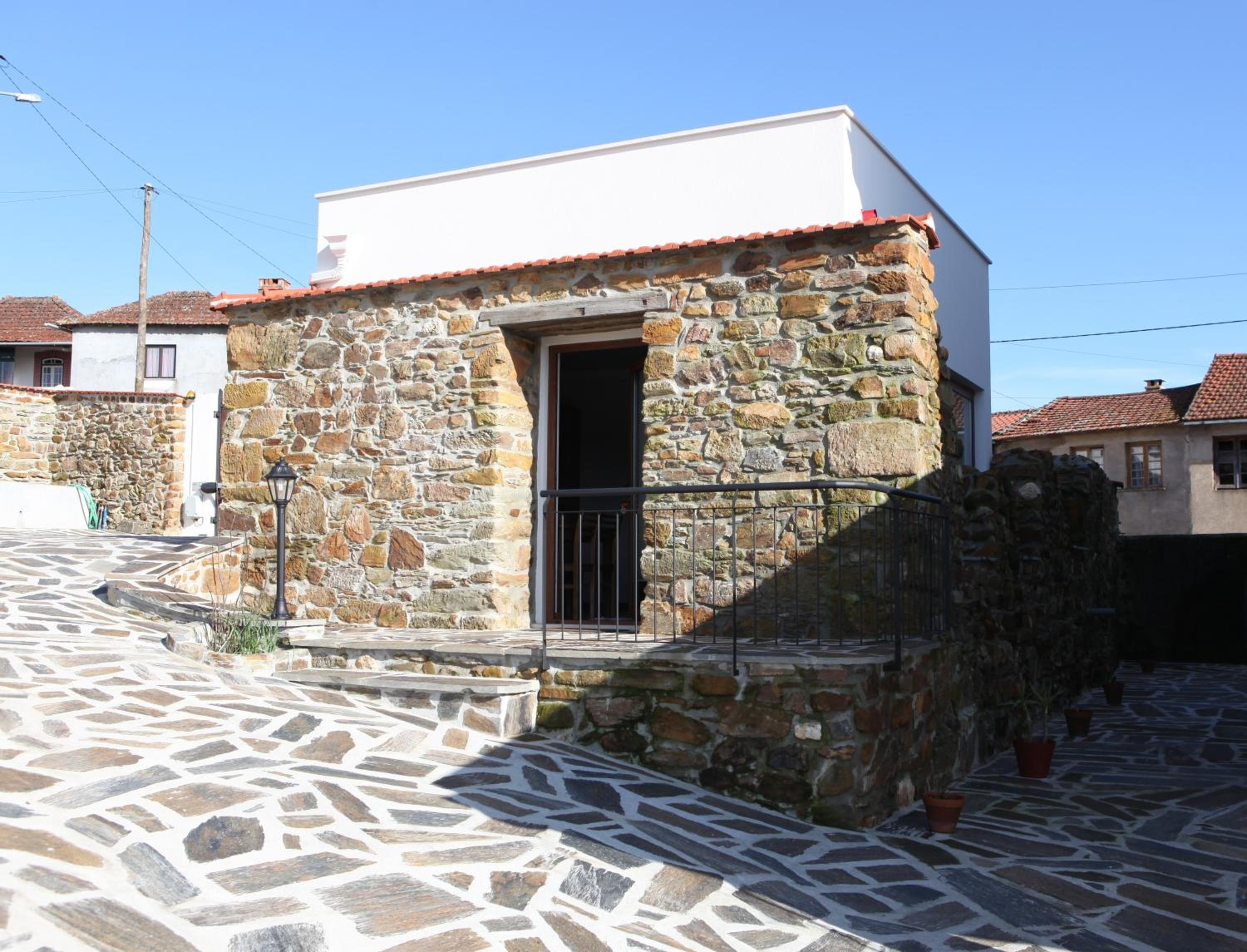 Casa de Santo Antonio view 3
