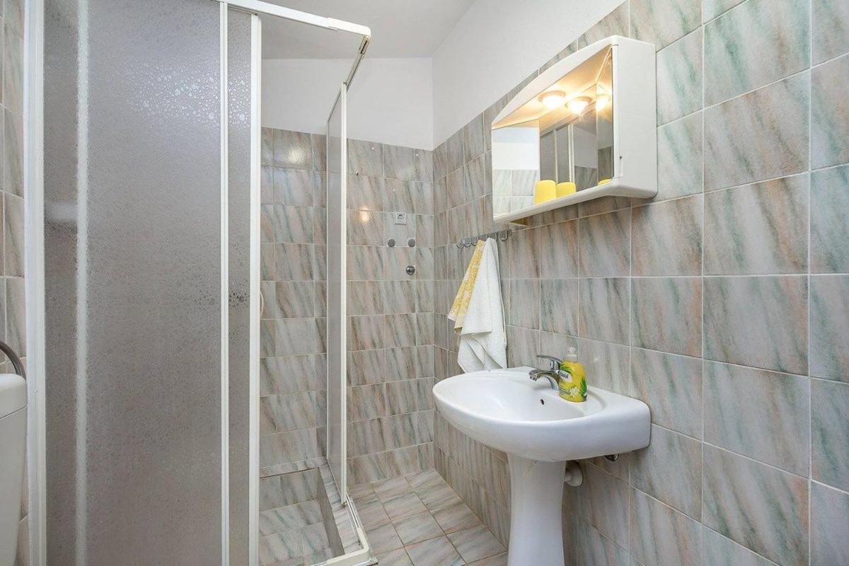 Apartment Dragica
