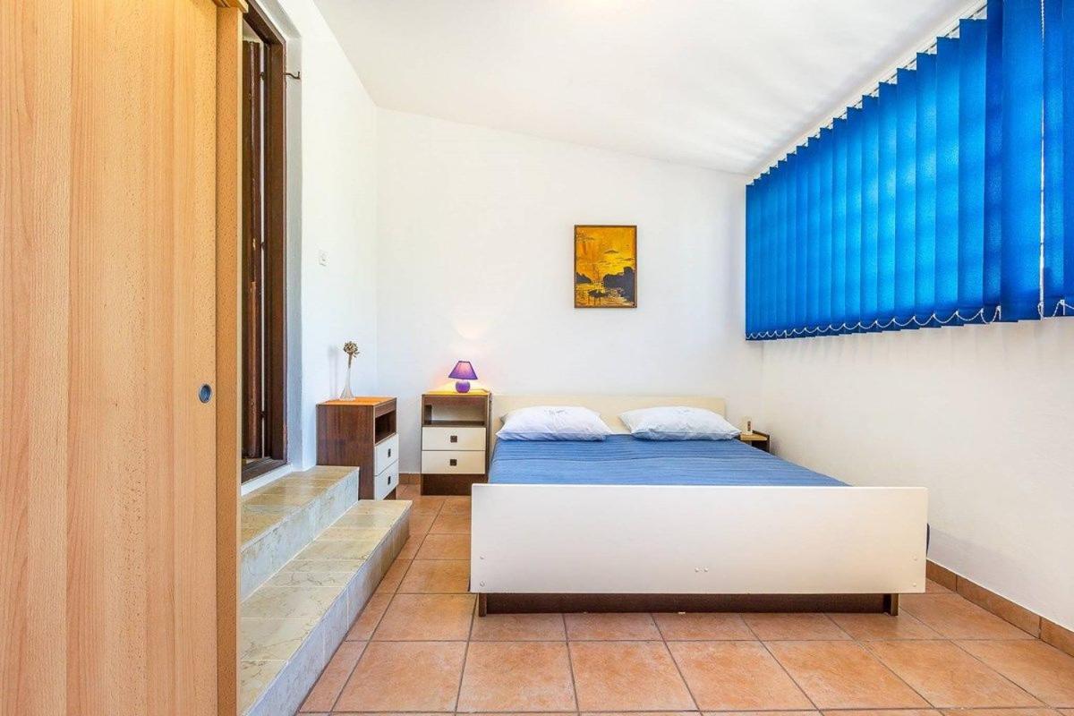 Apartment Dragica