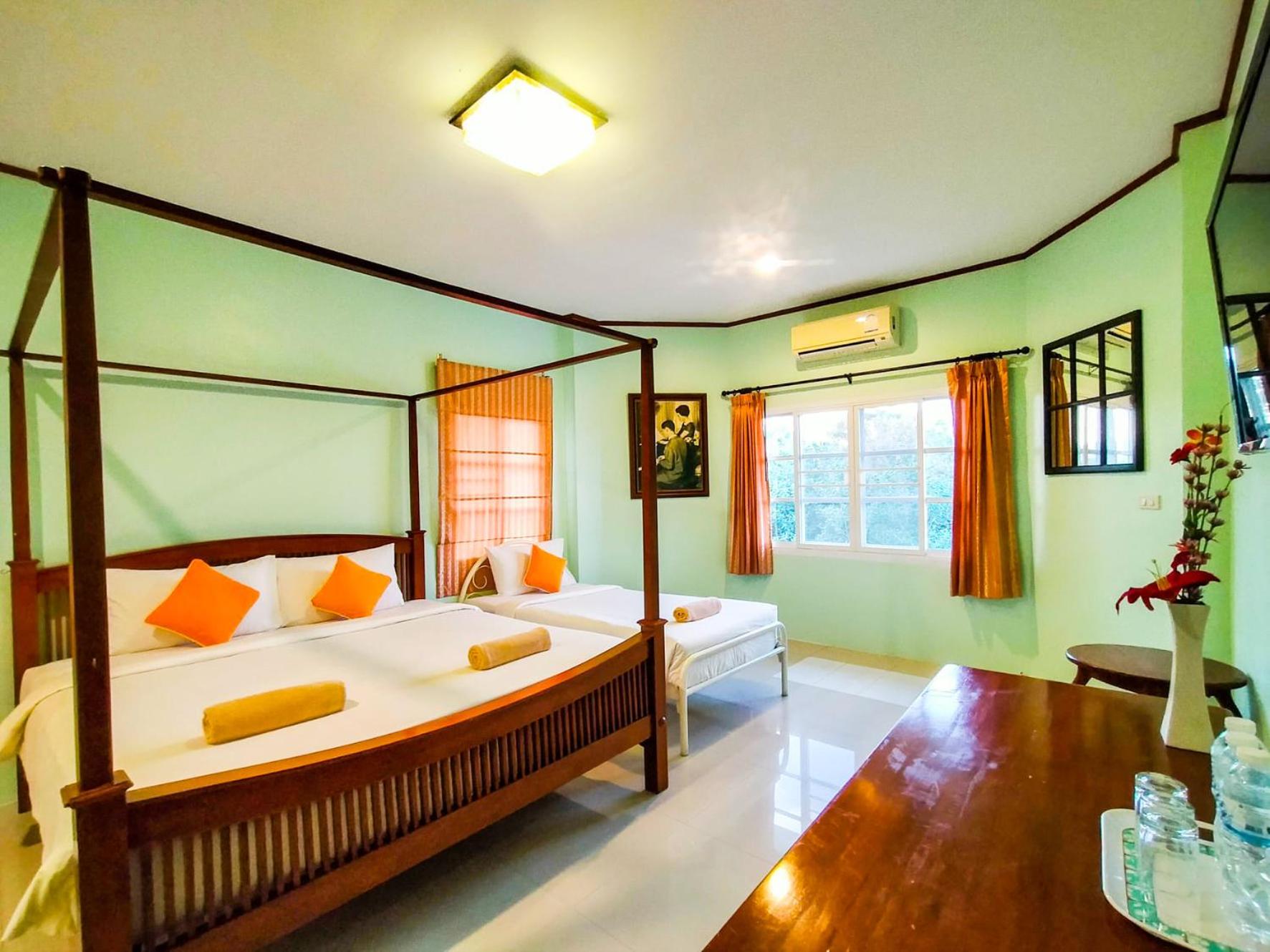 Ozone Chomdao Resort