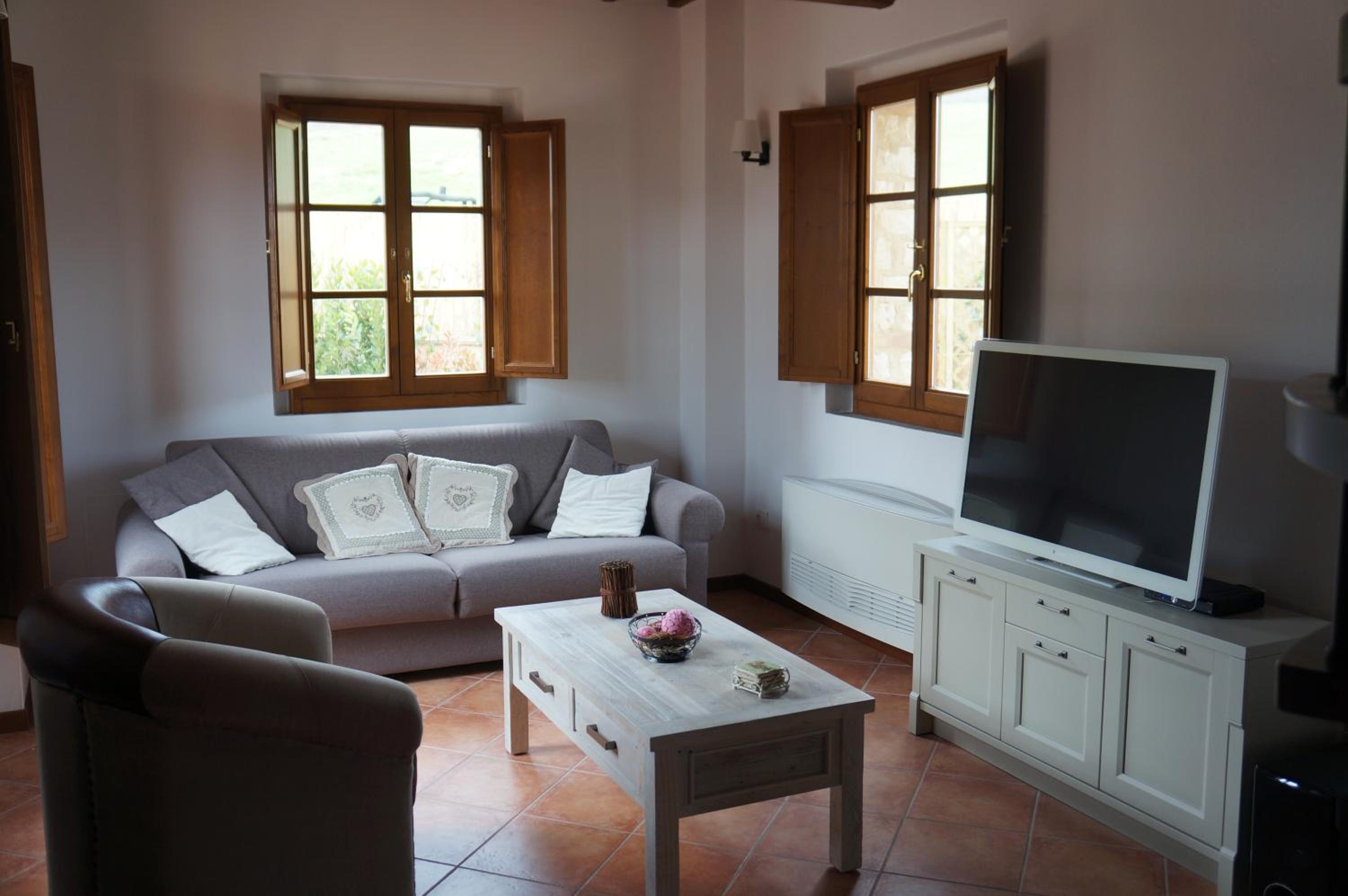 Borgo di Gaiole - Casa BD - apartment with a view & travel guide view 4