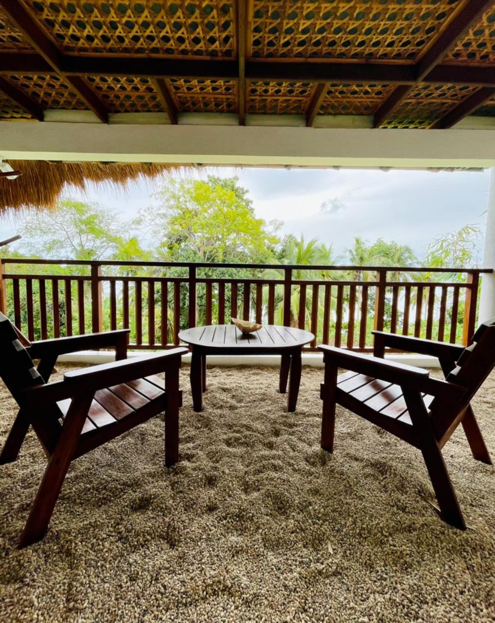 Amun Ini Beach Resort & Spa