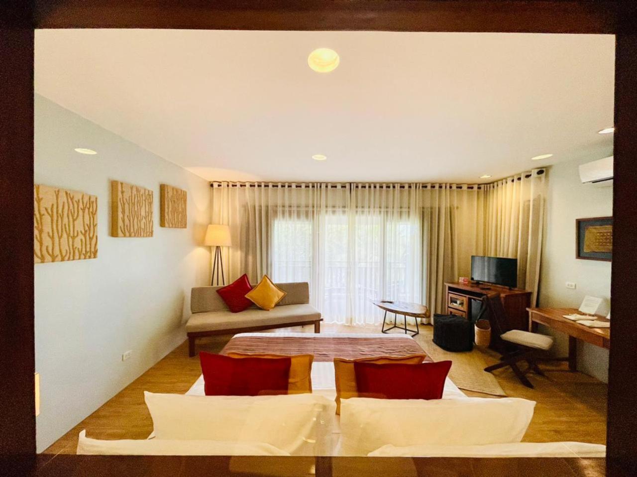 Amun Ini Beach Resort & Spa