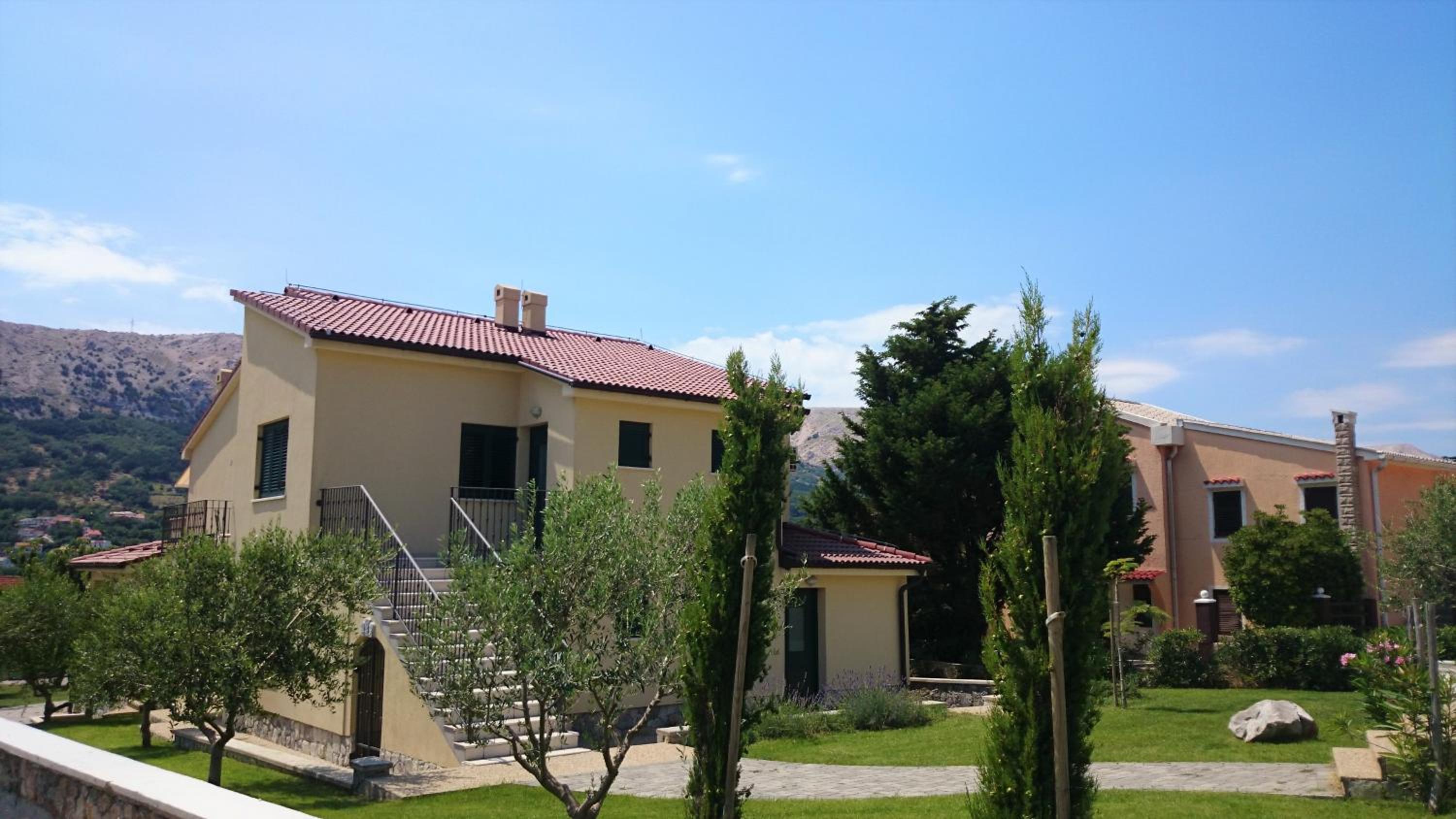 Apartments Garden