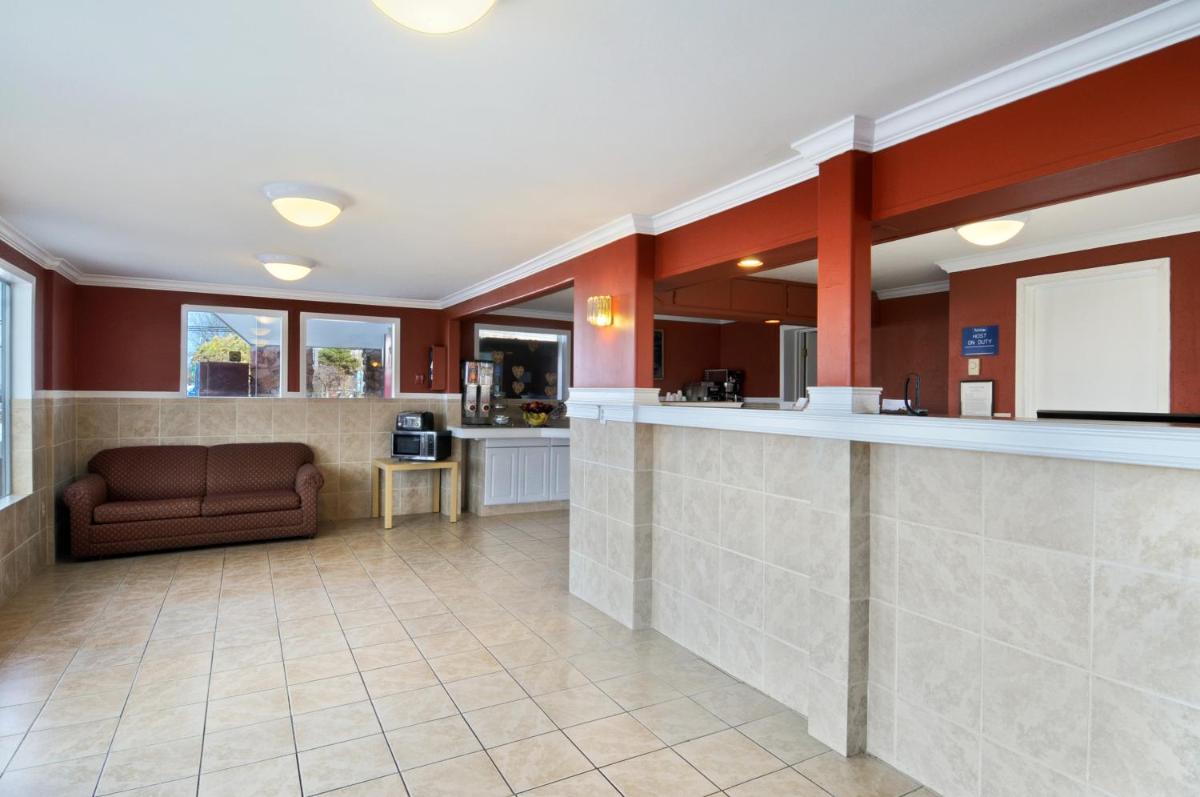 hotel reception