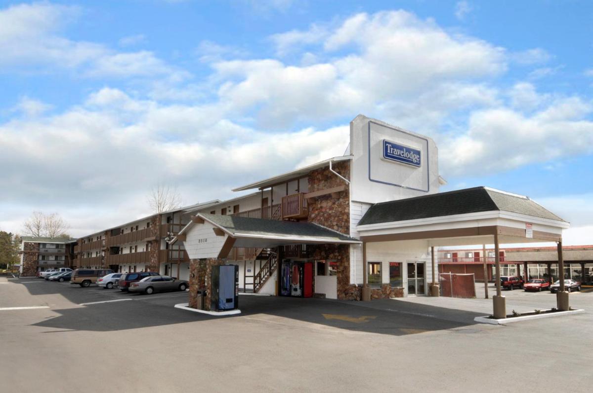 hotel building