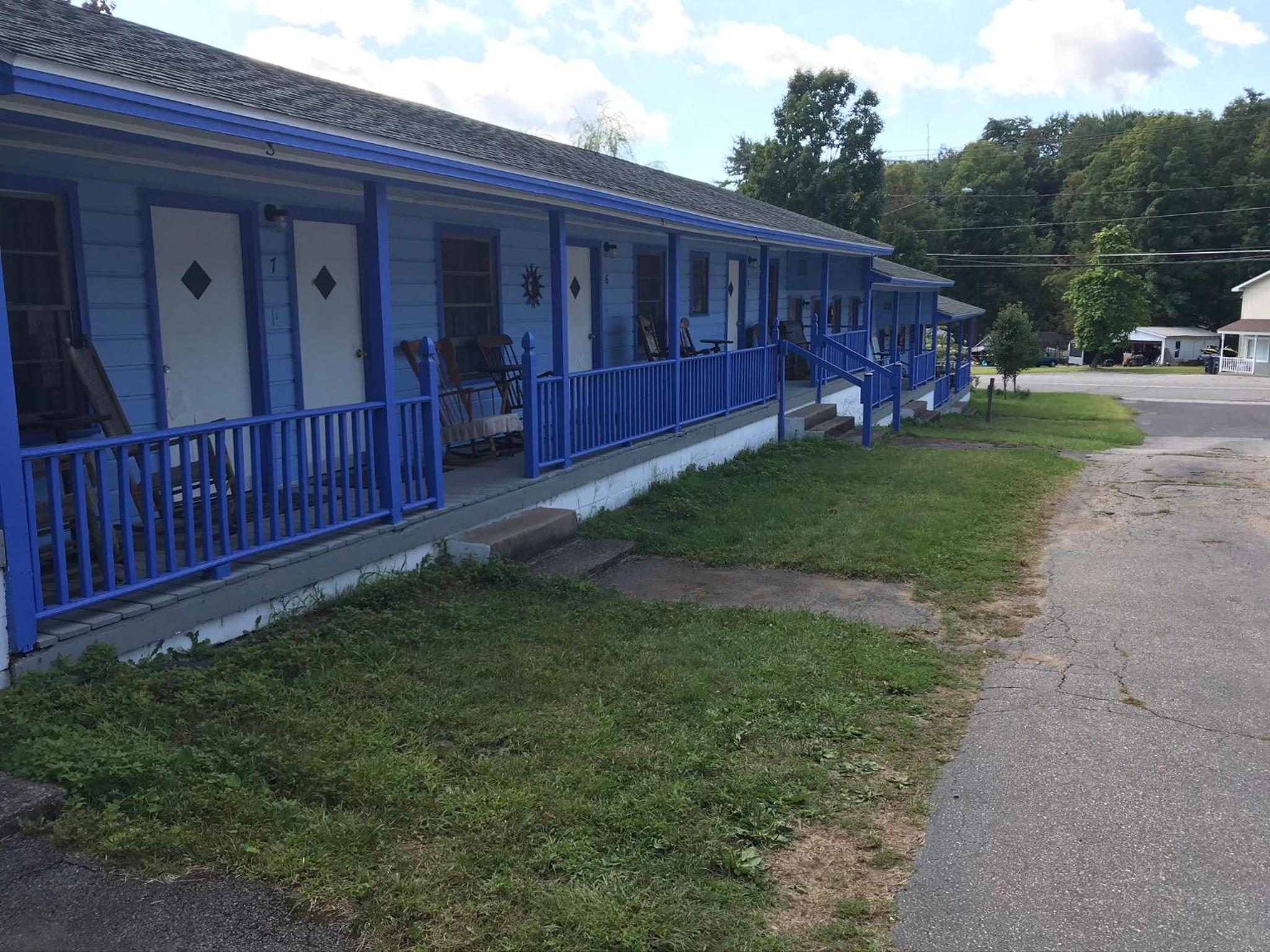 Hillside Motel