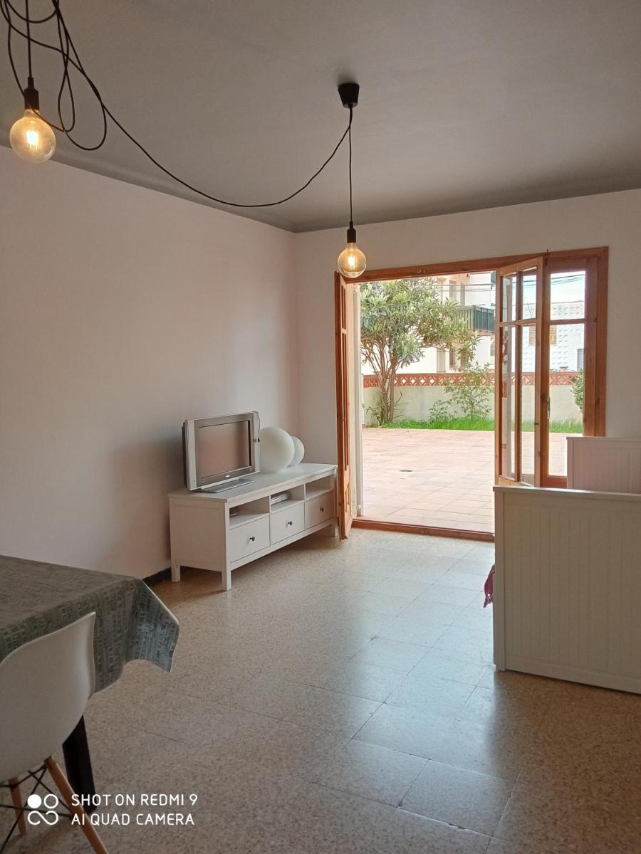 Apartament amb dues grans terrasses de 50 m2 i 16 m2 a 300 m de la platja photo 3