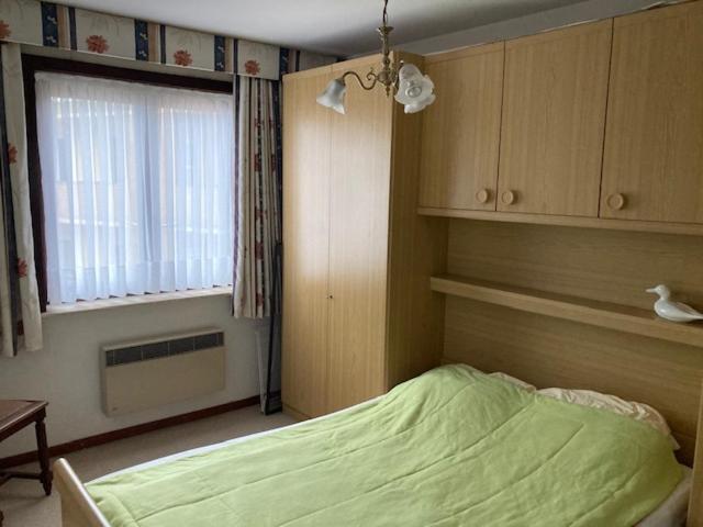 Seagull, Ruim en volledig vernieuwd appartement met zeezicht in Westende