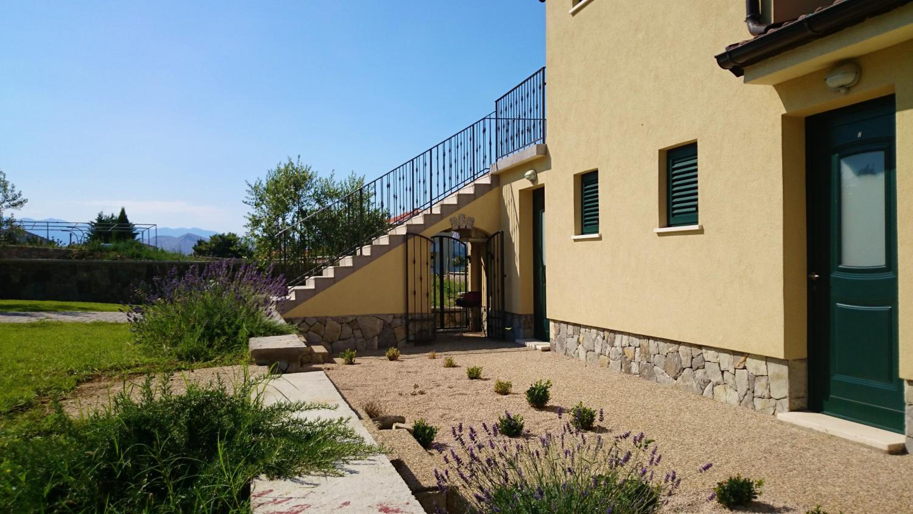 Apartments Garden
