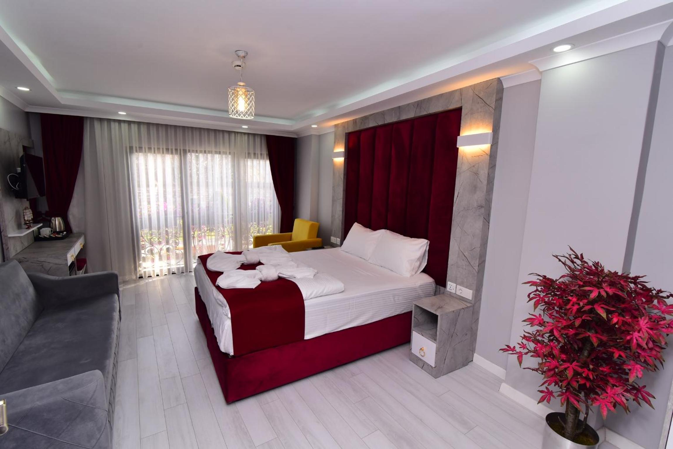Little sofia hotel