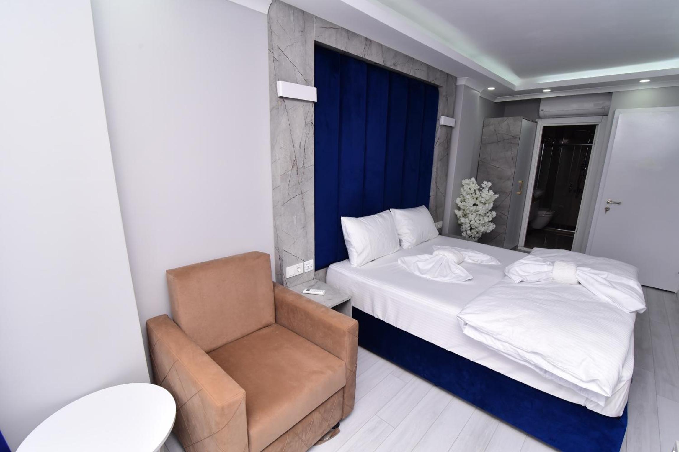 Little sofia hotel