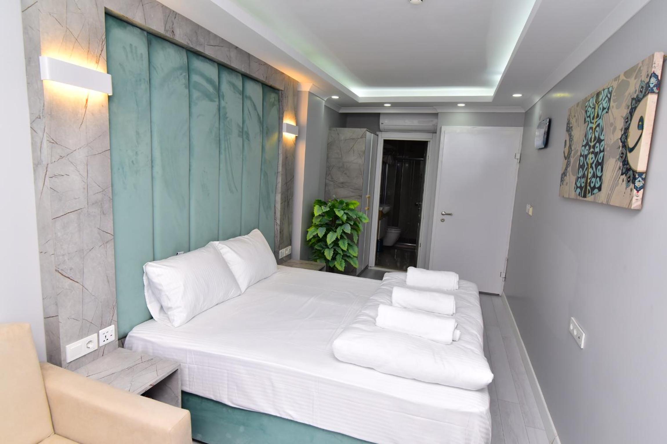 Little sofia hotel