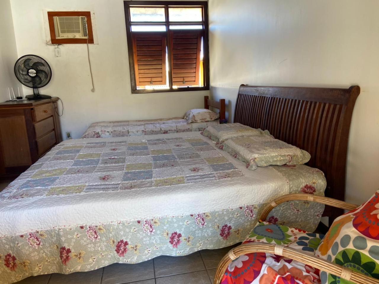 Casa de praia em condomínio à beira mar