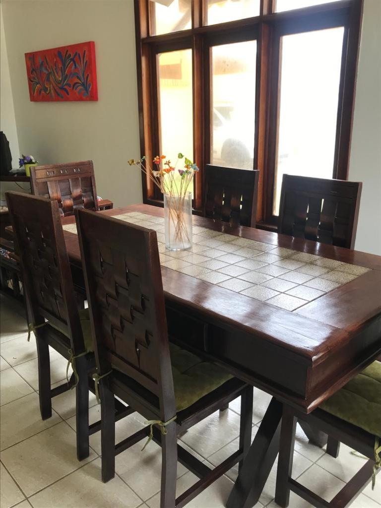 Casa de praia em condomínio à beira mar