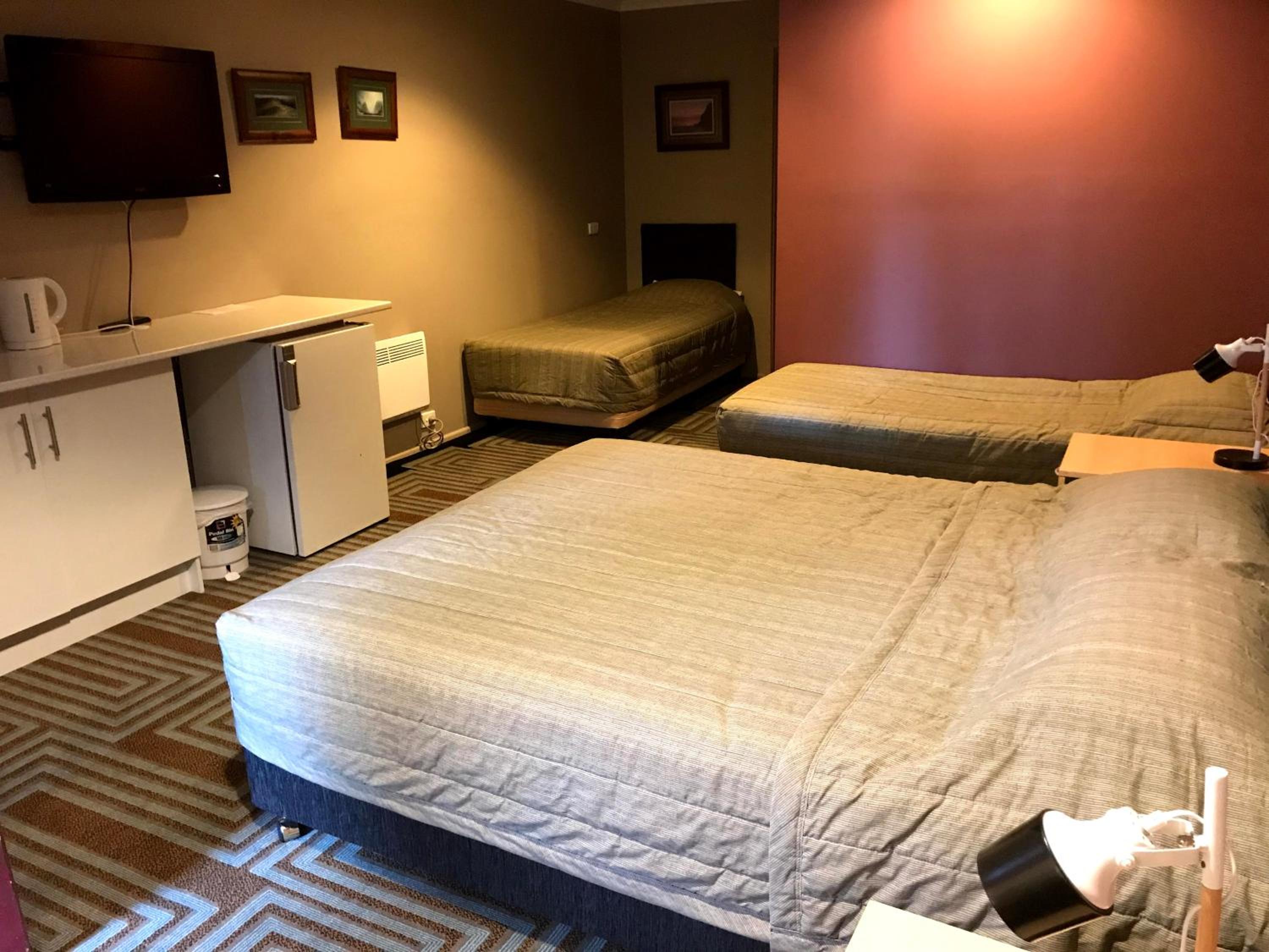Cottonwood Lodge