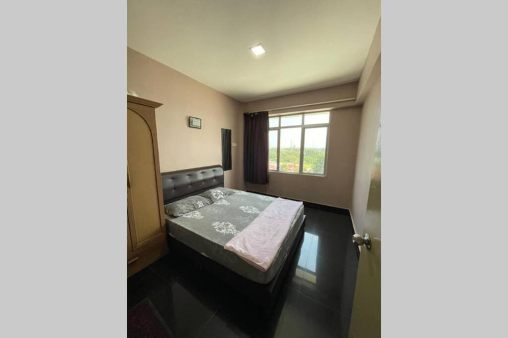 PORT DICKSON RESORT -GLORY BEACH RESORT SEAVIEW UNIT 2 BEDROOM photo 4